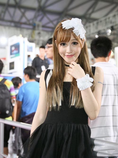 ChinaJoy现场“胸”悍的长腿SG美女大集合