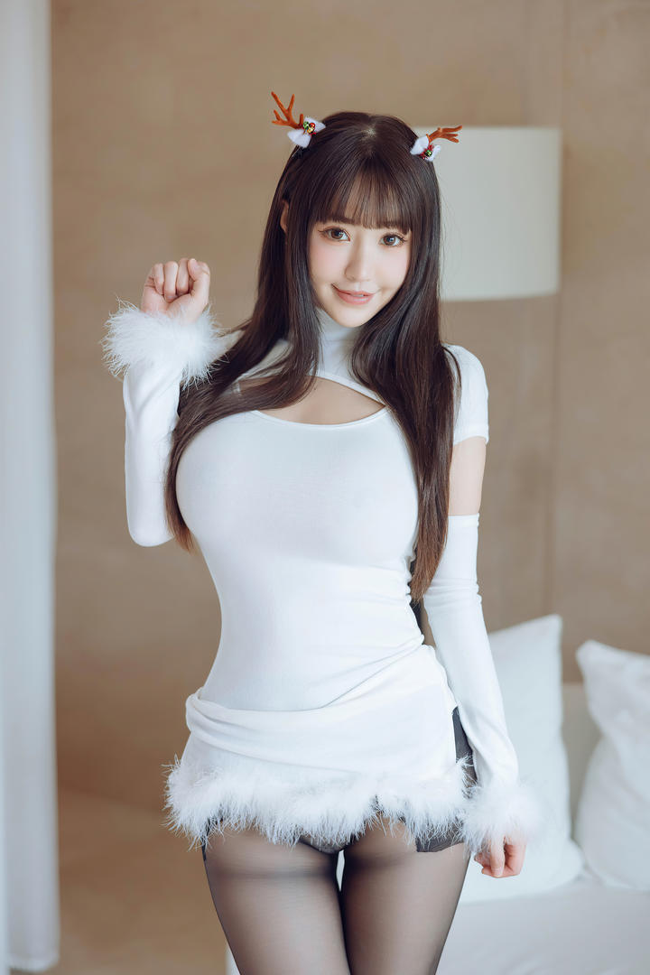 亚洲精品童颜胸大美女在线免费下载专区