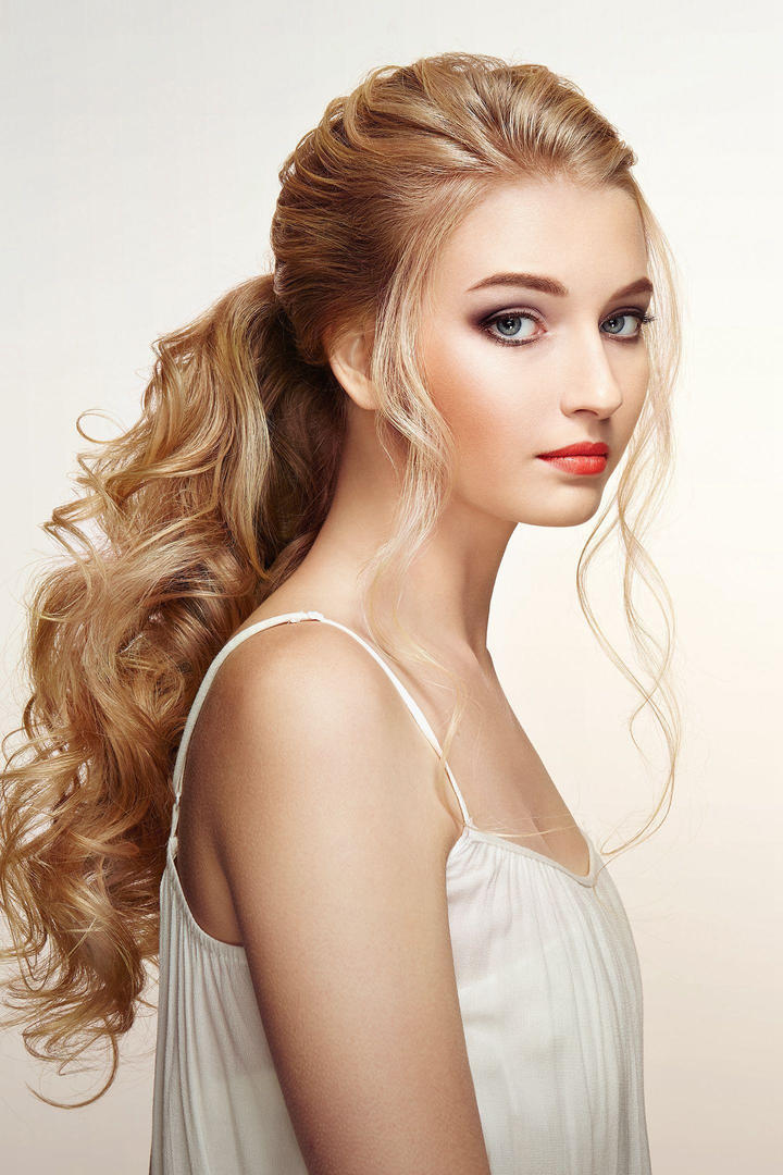 极品欧美金发美女模特图片