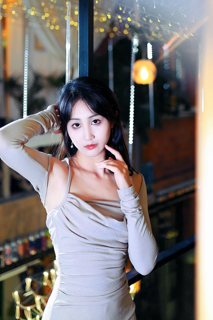 性感韵味成熟美女模特高清写真图片