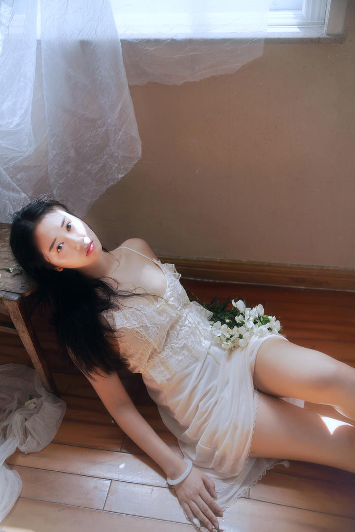 中国甜美女生高清壁纸