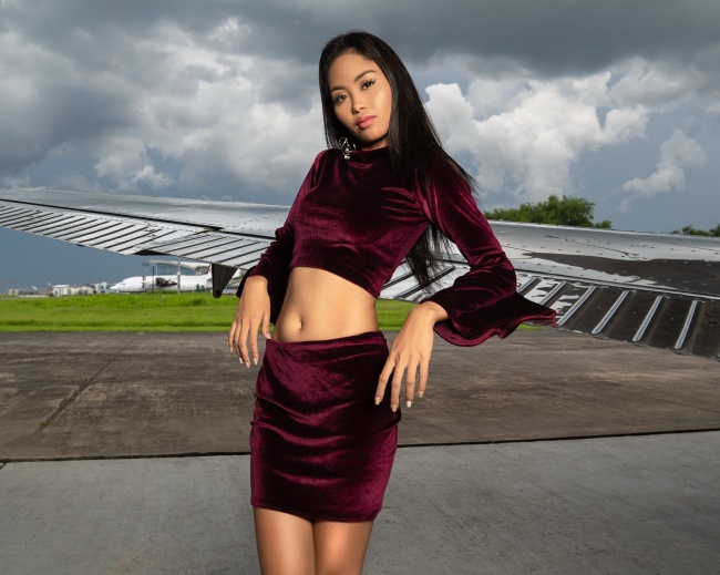 西西人体艺术女模特图片