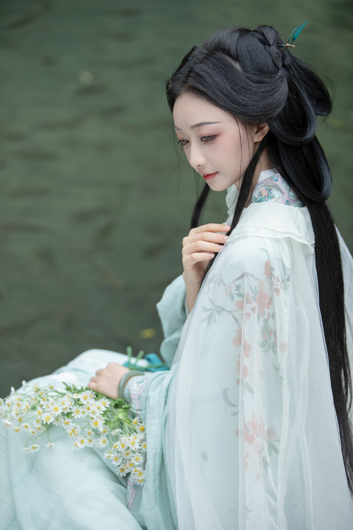 4K中国唯美古装汉服美女艺术照摄影图片