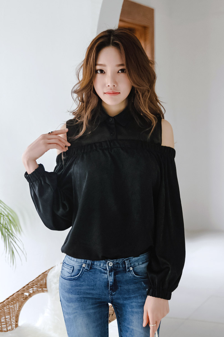 穿着牛仔裤的高清韩国美女写真图片