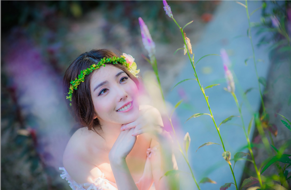 超人气朱琦郁清纯自拍