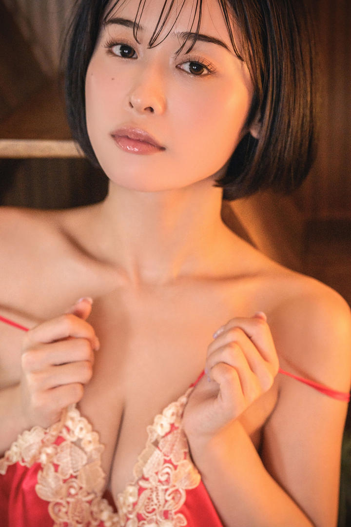 亚洲精品短发美女图片