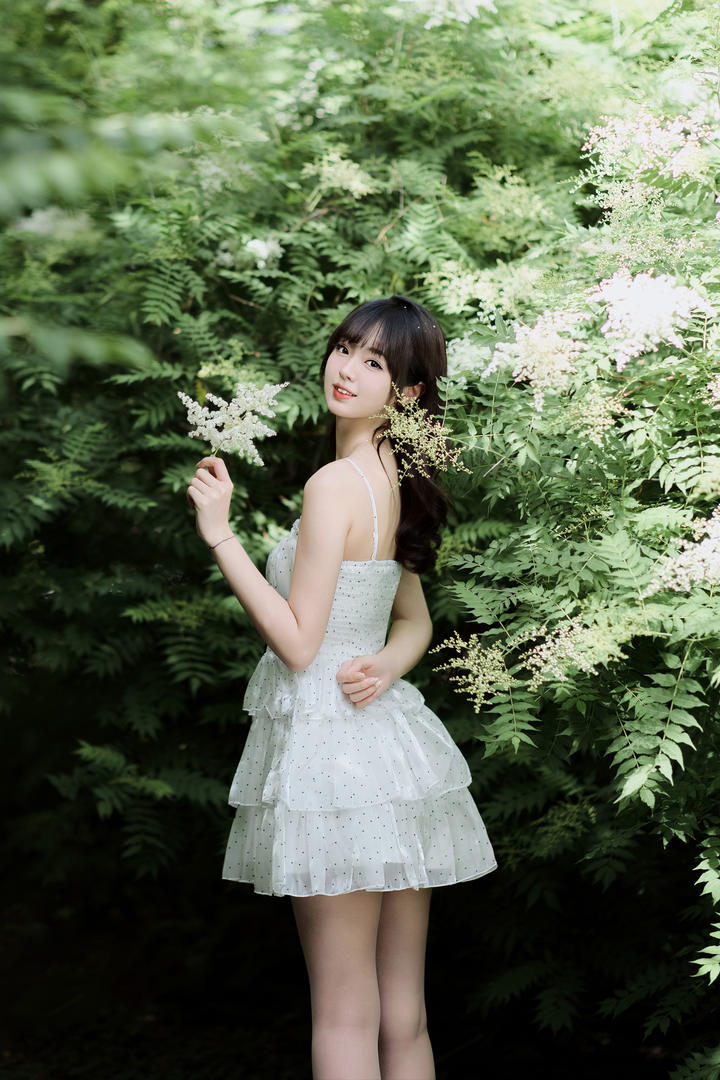 漂亮清纯美女壁纸下载