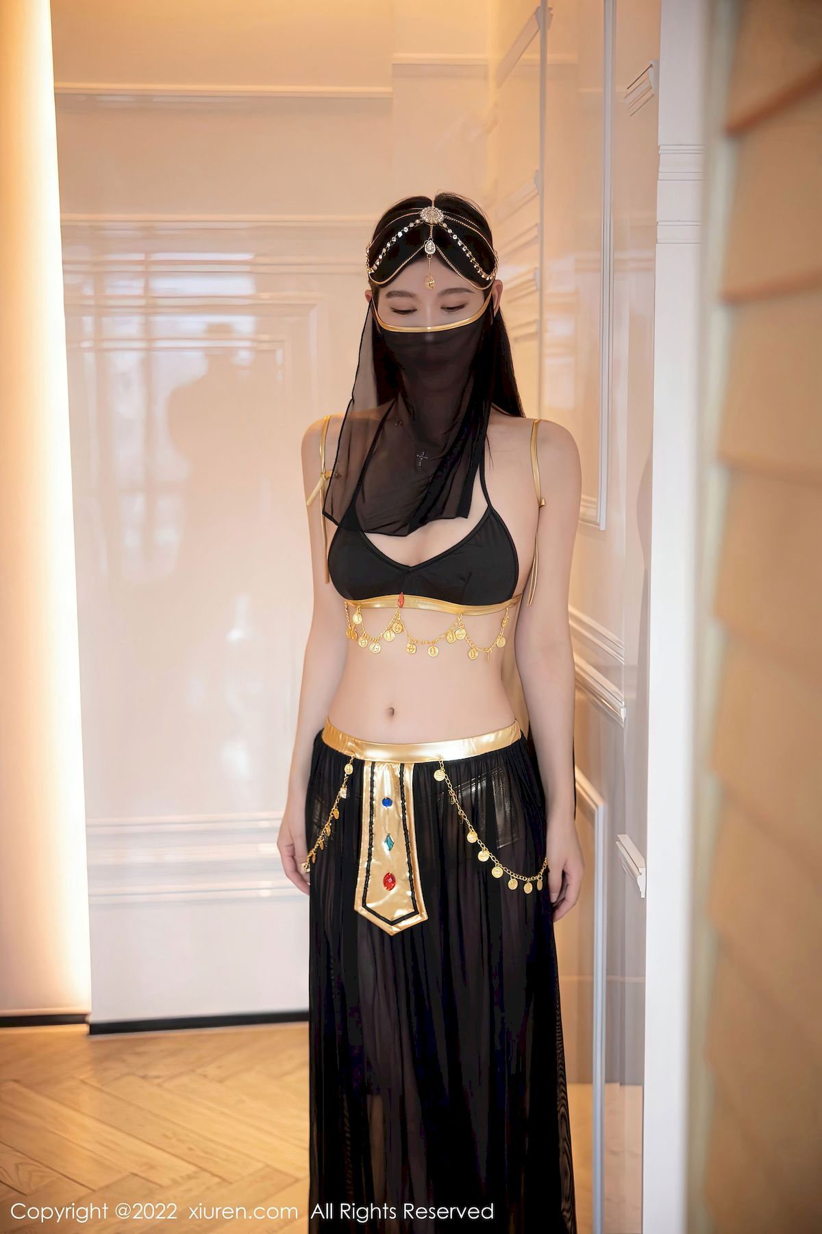 秀人网模特李雅柔182CM黑色薄纱西方服饰异域风情写真