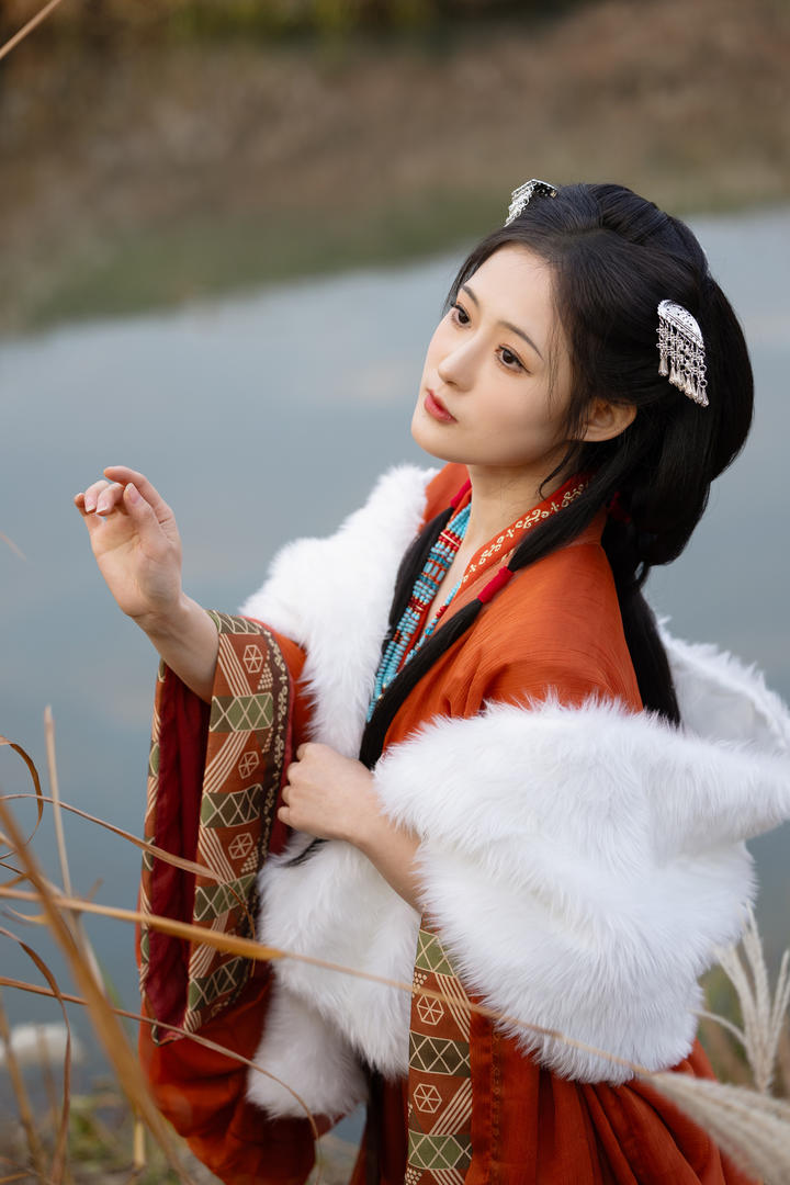 沉鱼落雁之姿古典汉服美人高清艺术写真图片