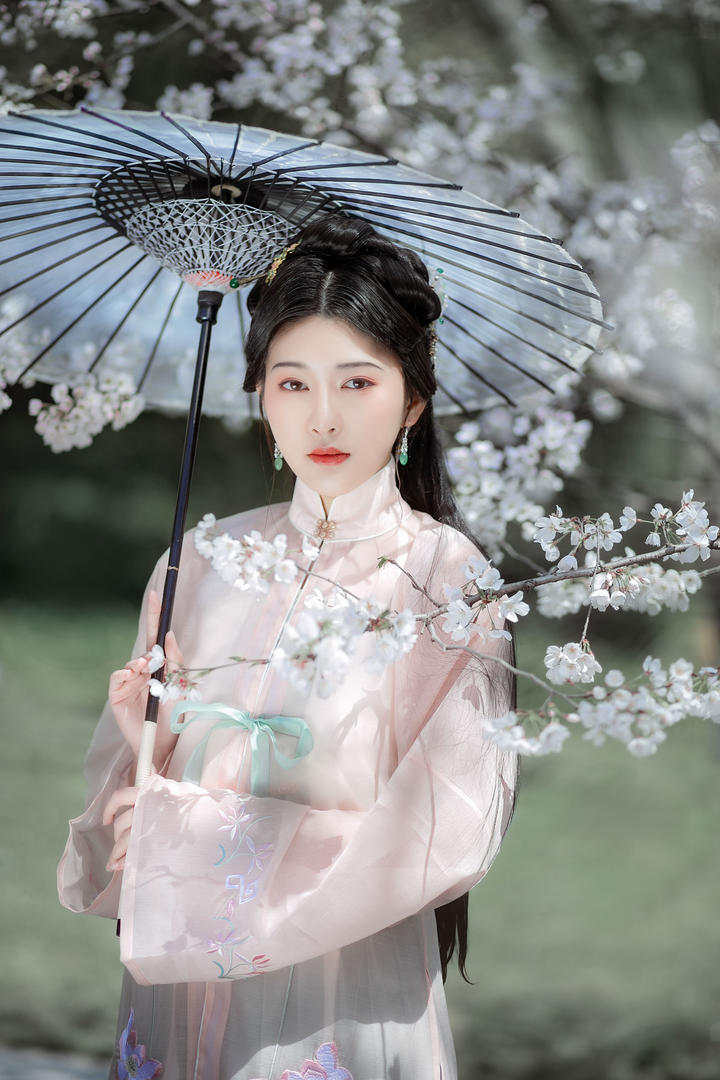 汉服女装古风美女高清户外艺术写真图片