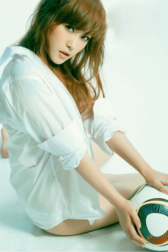 足球宝贝迷人私房诱惑写真