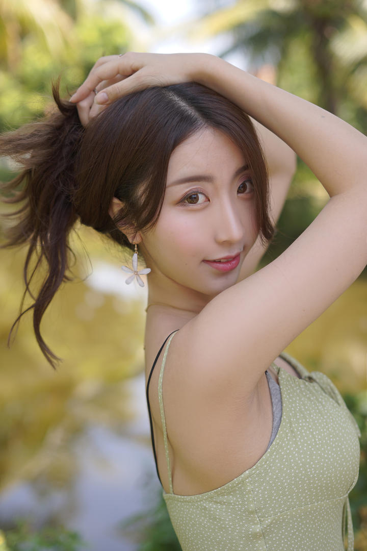666极品美女护士高清艺术照下载
