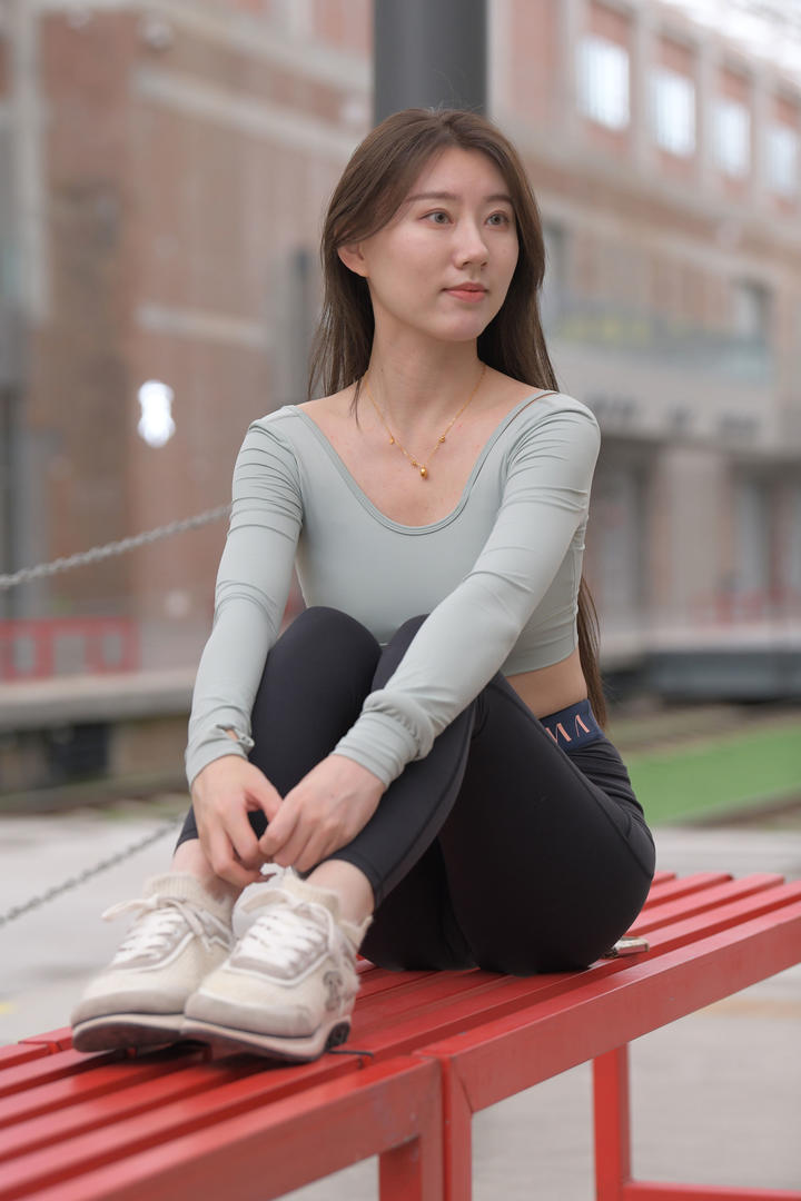 美丽瑜伽裤美女图片