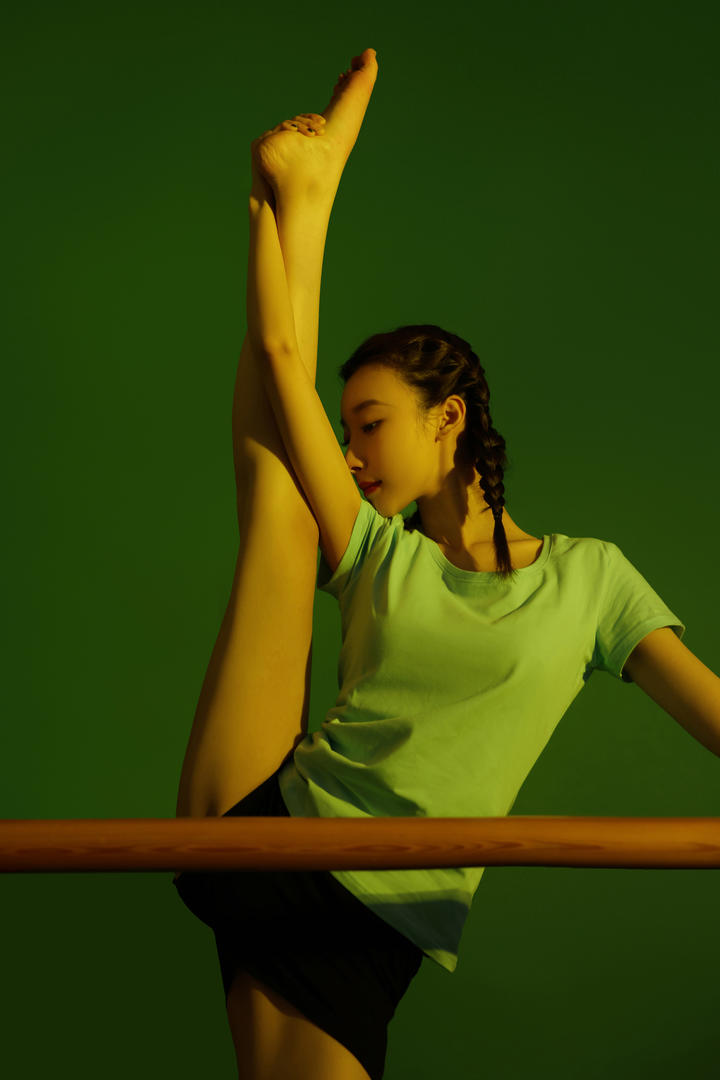 电影芳华芭蕾舞气质美女艺术写真图片