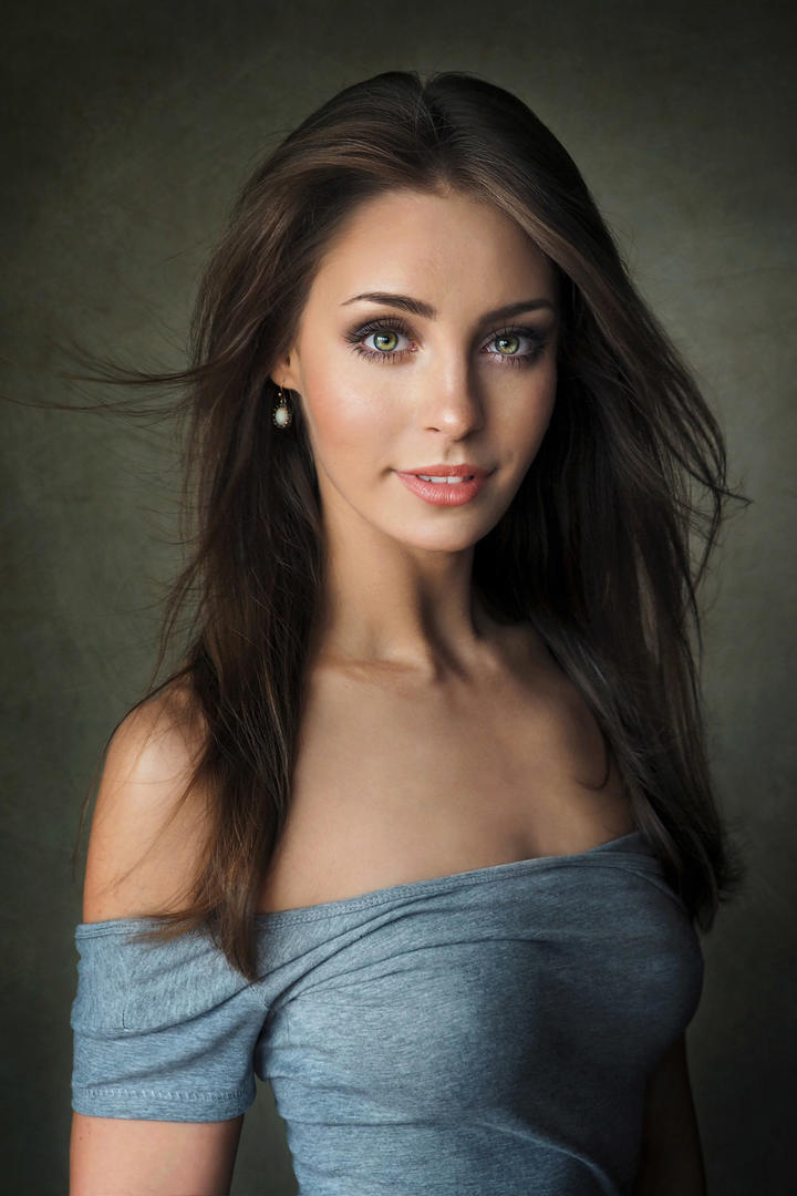 欧美气质美女模特艺术人像图片