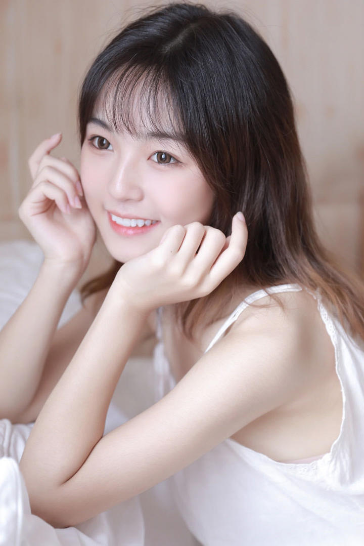 高清可爱的清纯女生写真图片
