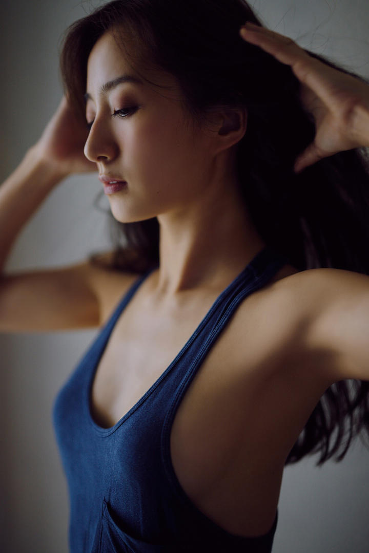 日本韵味女优美女艺术照写真图片