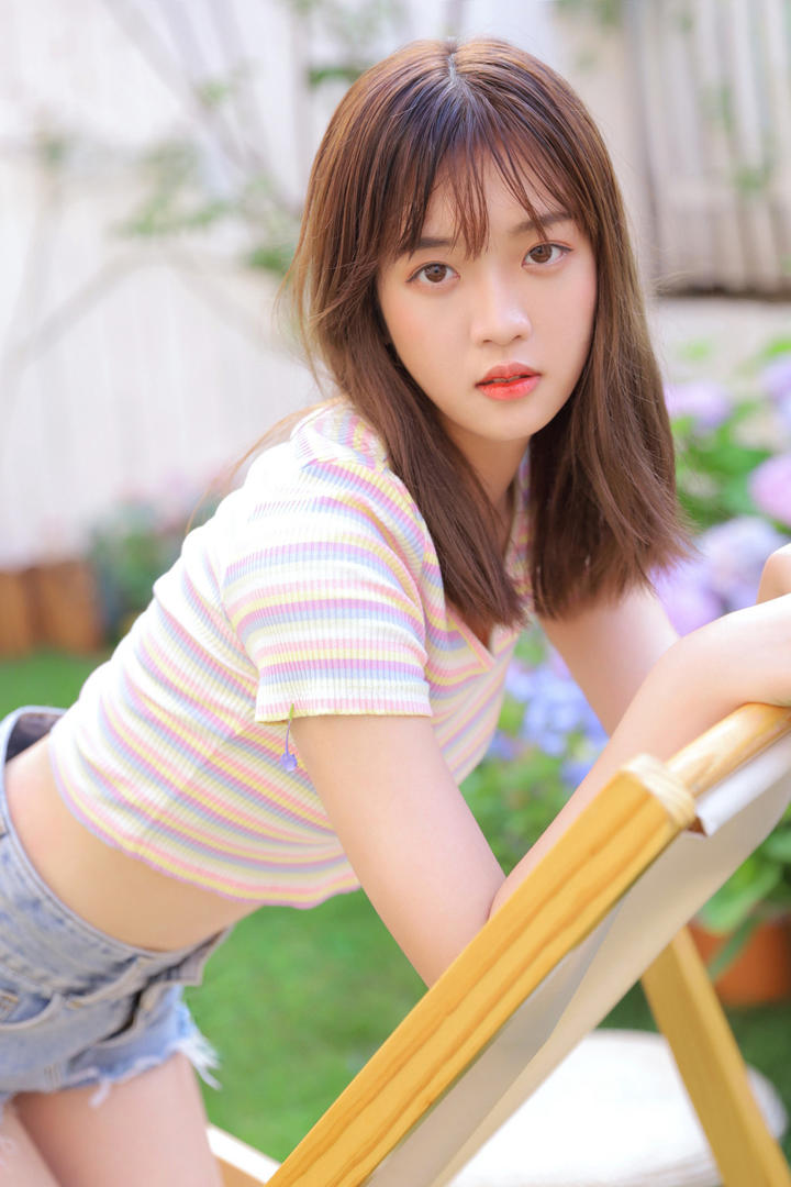 女生头像小清新 可爱高清美女131写真图片