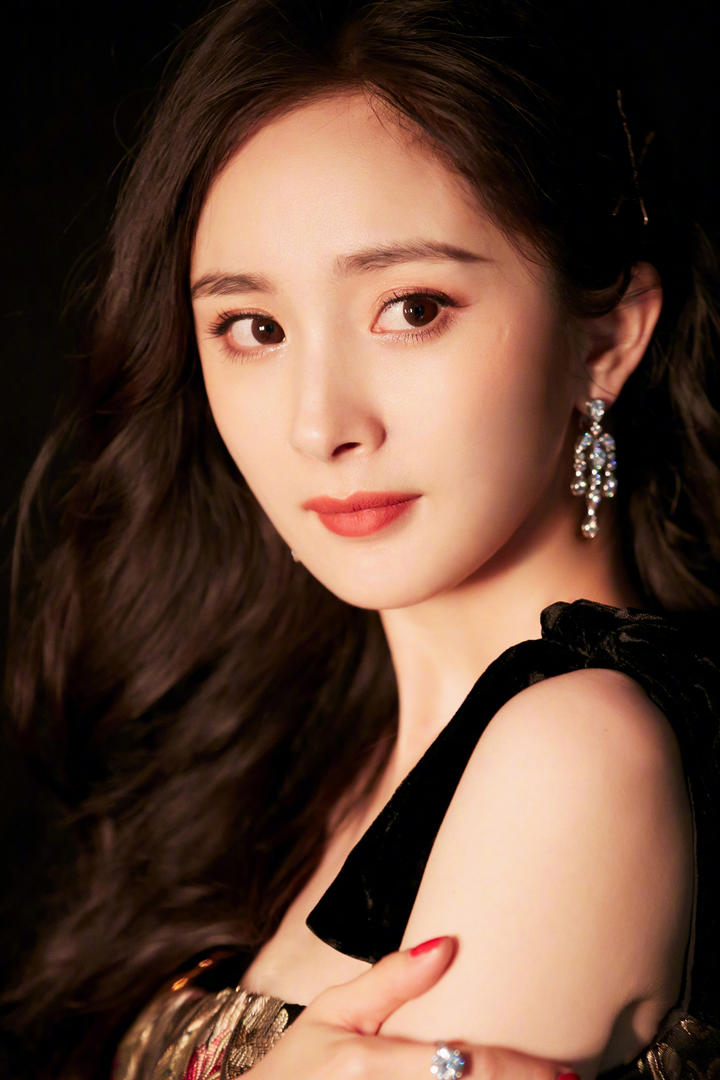 美女明星杨幂高清特写图片