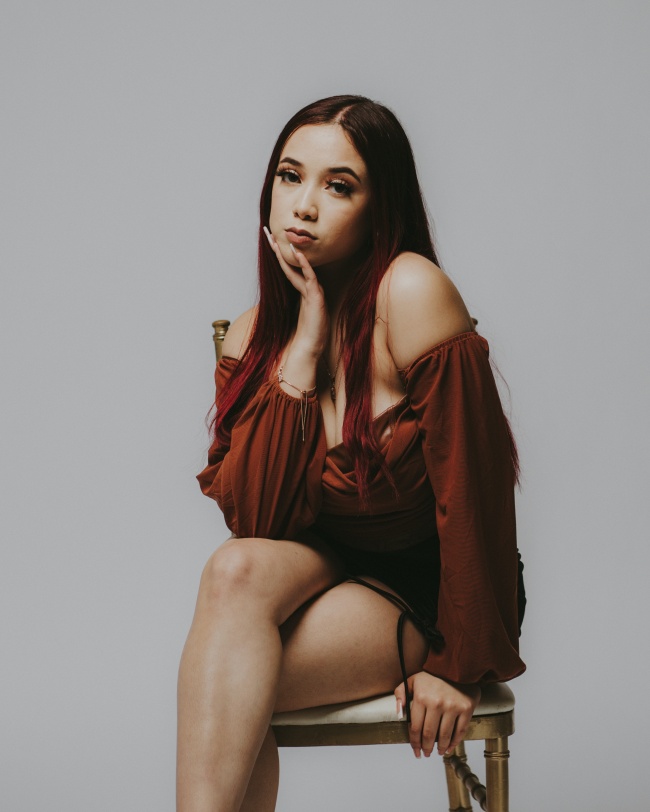 亚洲MM131大胆人体写真图片