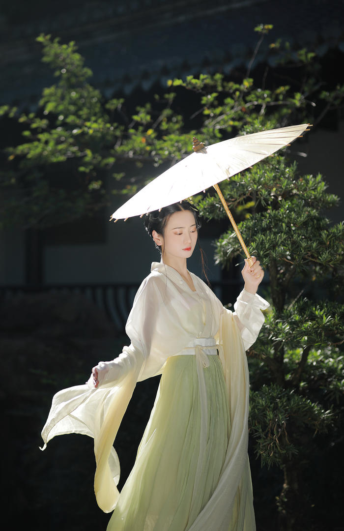 高清小清新古风汉服美女壁纸图片下载