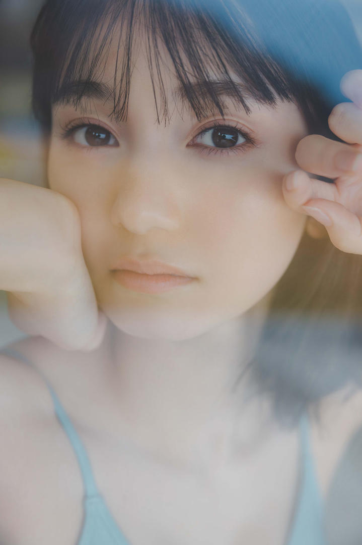 日本清纯美少女近距离特写