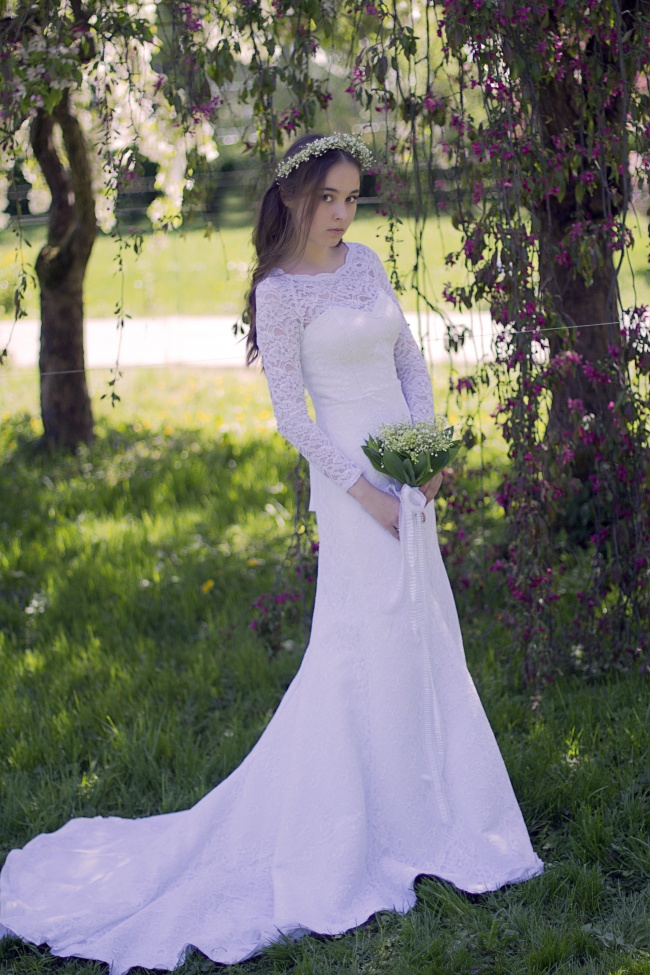 欧美森系美女婚纱图片