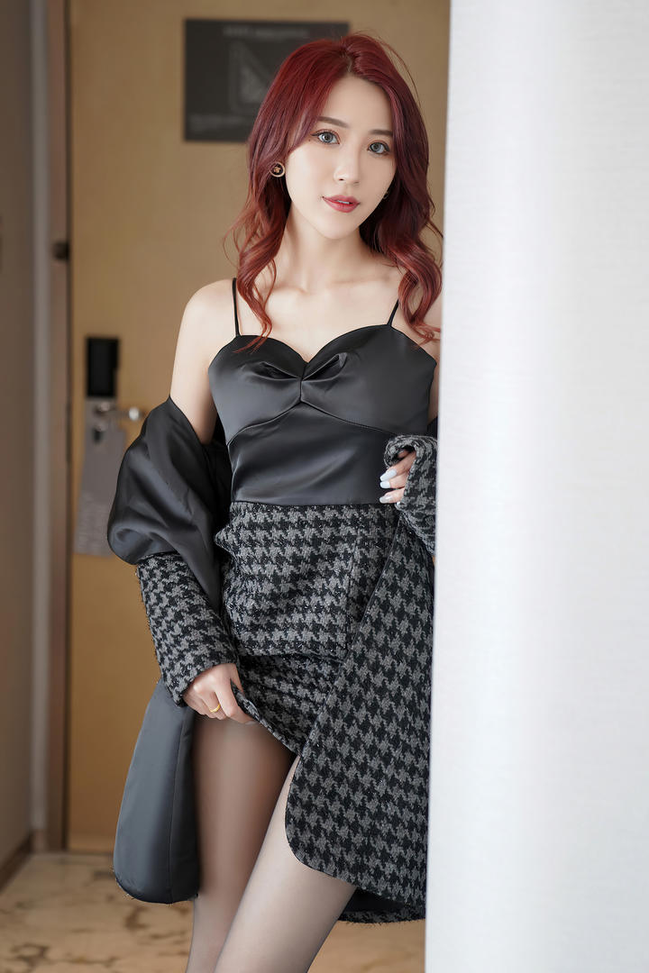 亚洲极品气质美女空姐性感图片库