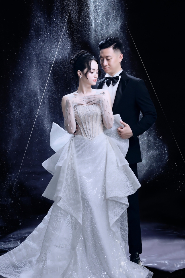 唯美时尚婚纱情侣写真摄影图片