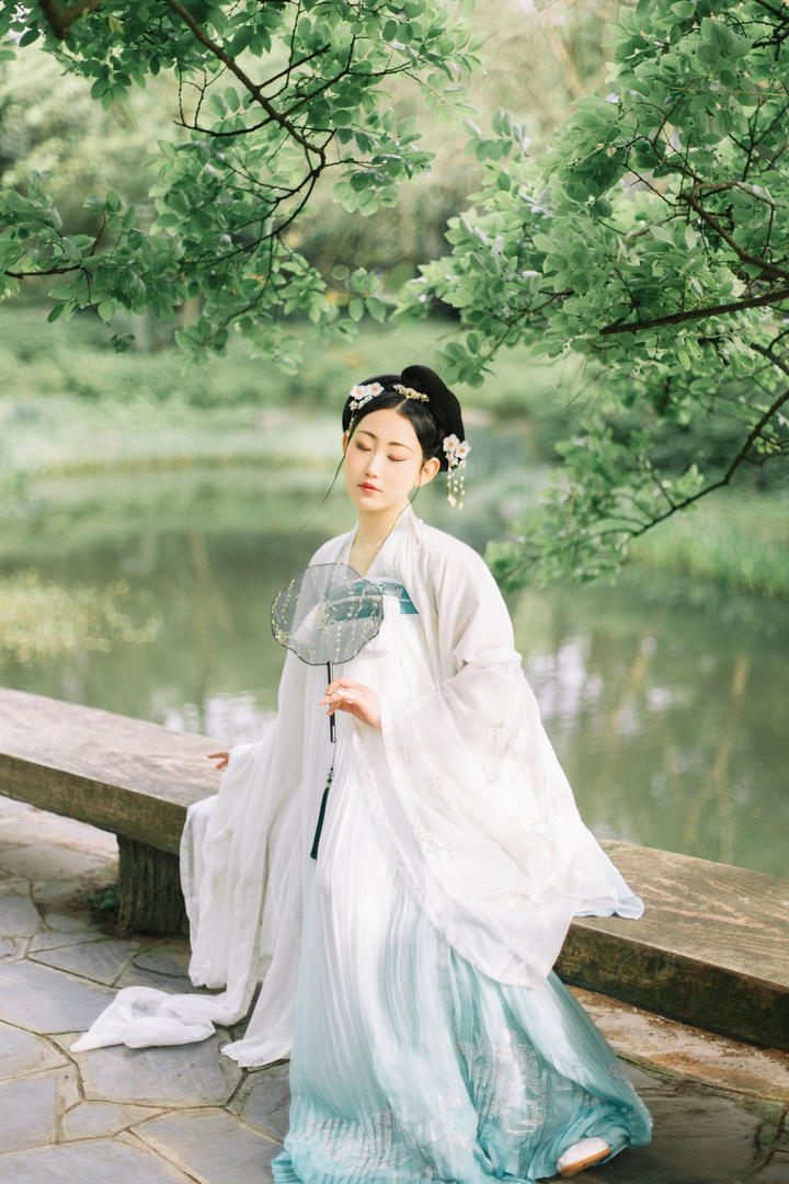 唯美汉服古风头像女生高清壁纸图片大全