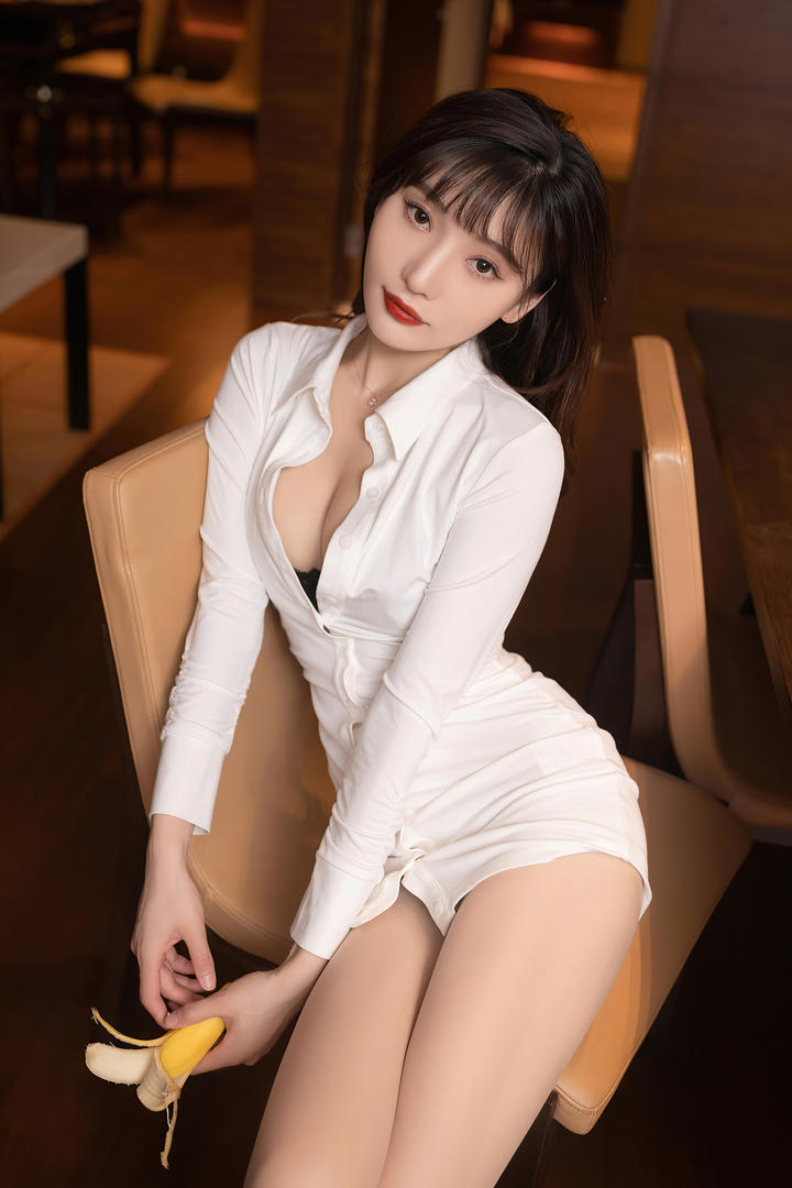 91精品国产综合久久小仙女陆萱萱好身材美女大尺度私拍图片