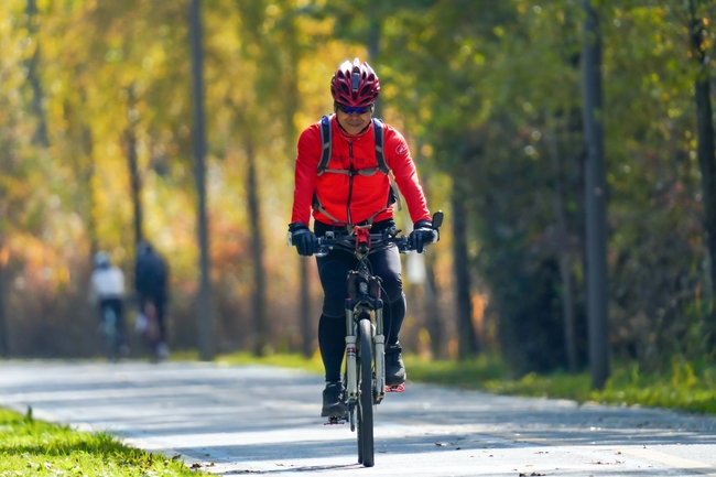 户外单车骑行运动图片