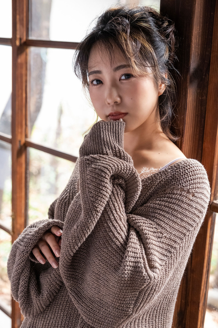 798艺术区日本美女人像摄影图片