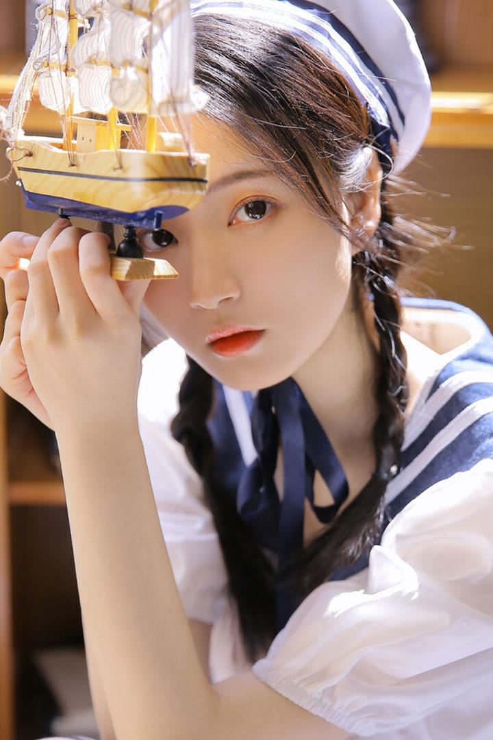 国内高清妙龄少女清纯制服美女写真图片