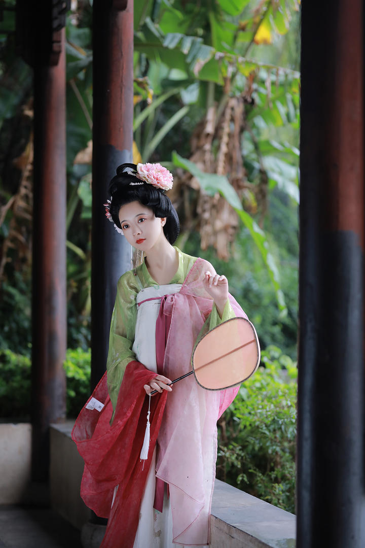 中国古典古装气质美女唯美艺术写真图片