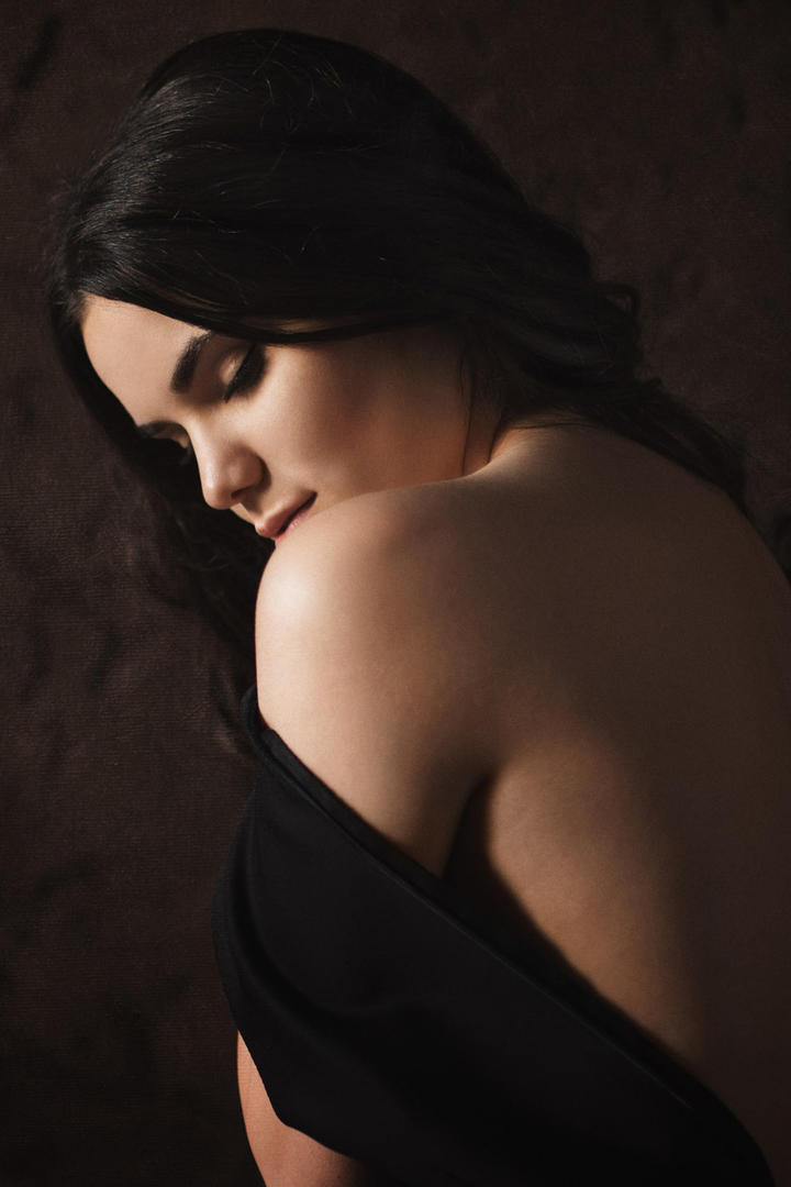 高清国外美女艺术人像图片