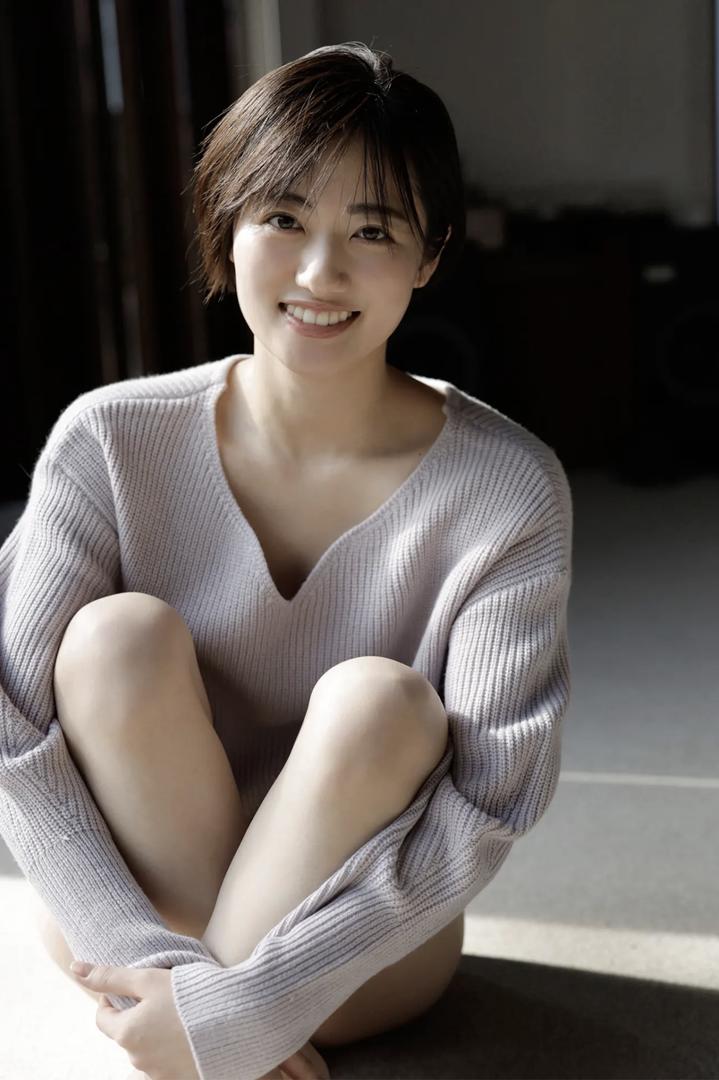 日本精选短发美女高清套图