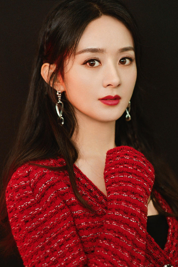 赵丽颖性感红唇毛衣写真图片