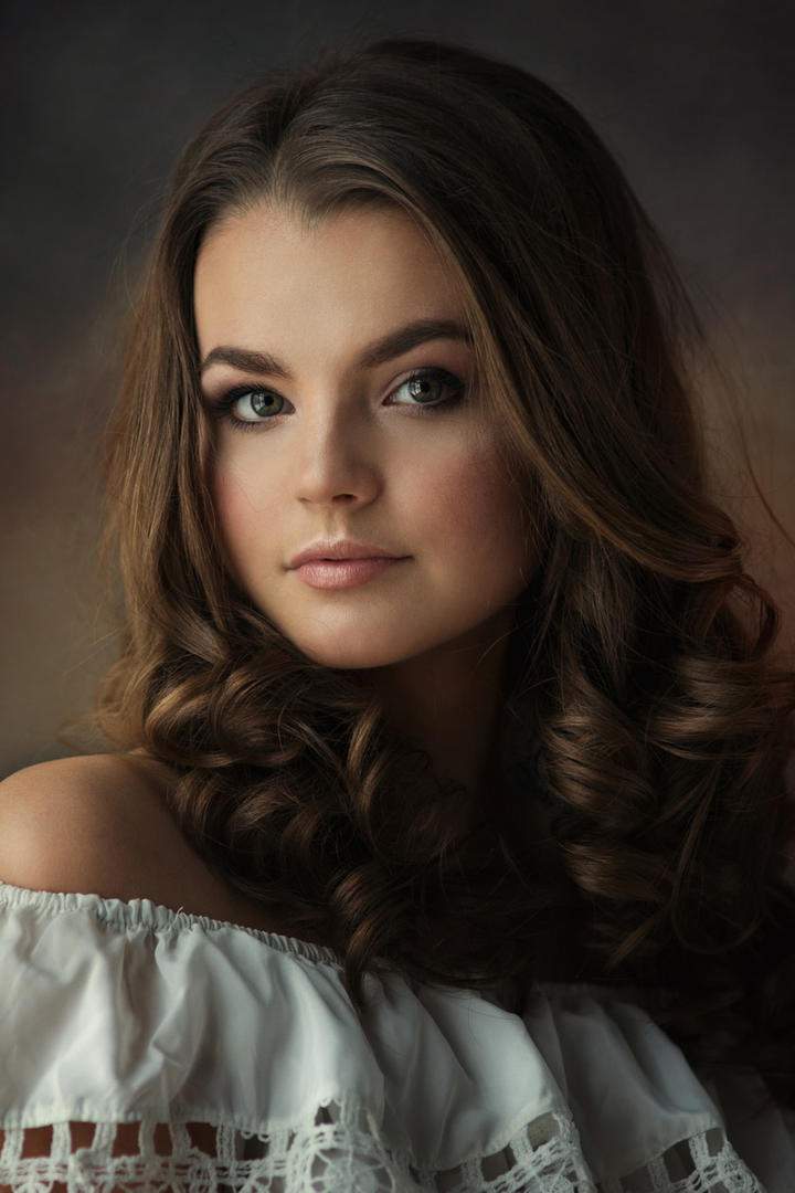 甜美欧美美女头像艺术写真图片