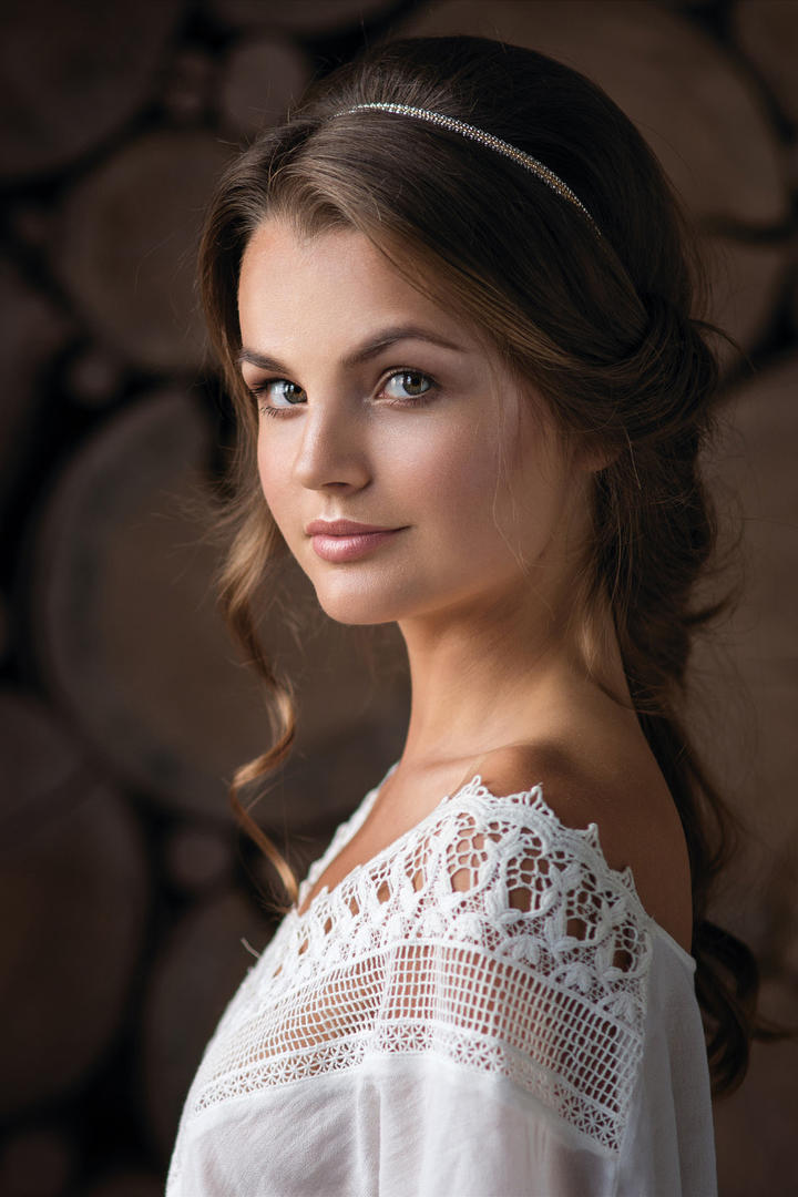 优雅的欧美美女艺术写真图片