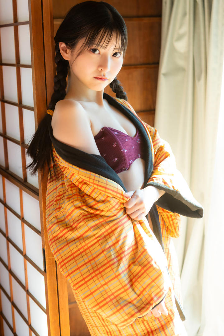 【夏日海边麻花辫少女写真】清新自然日本女生私房照双马尾超治愈