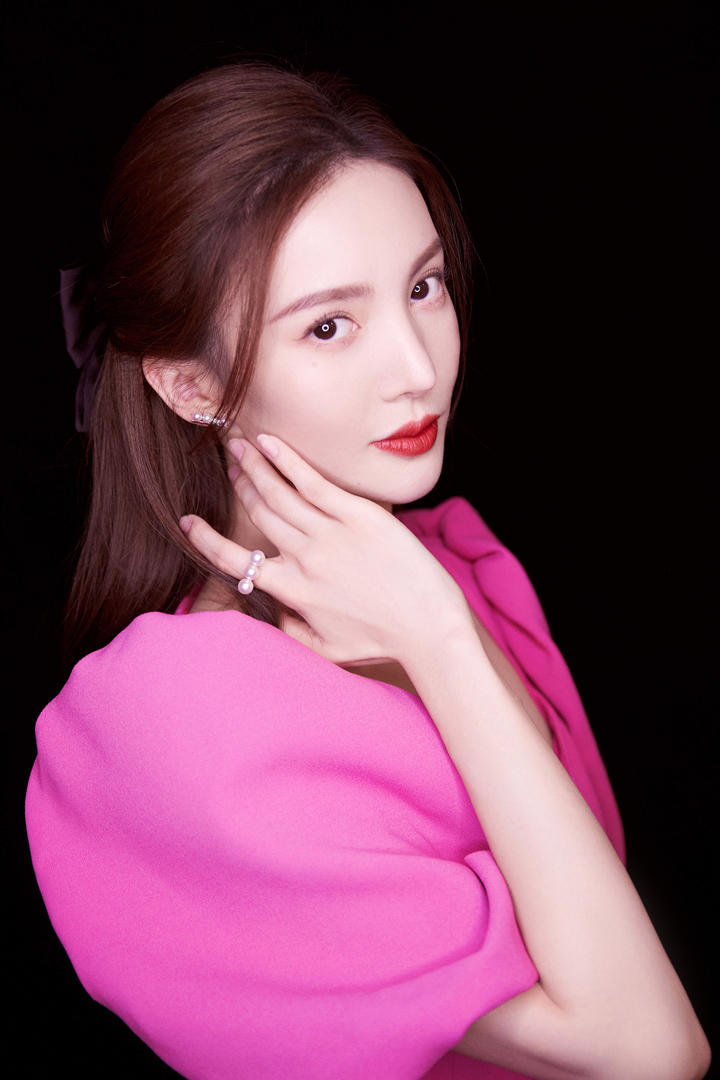 中国高清美女明星金晨唯美写真图片