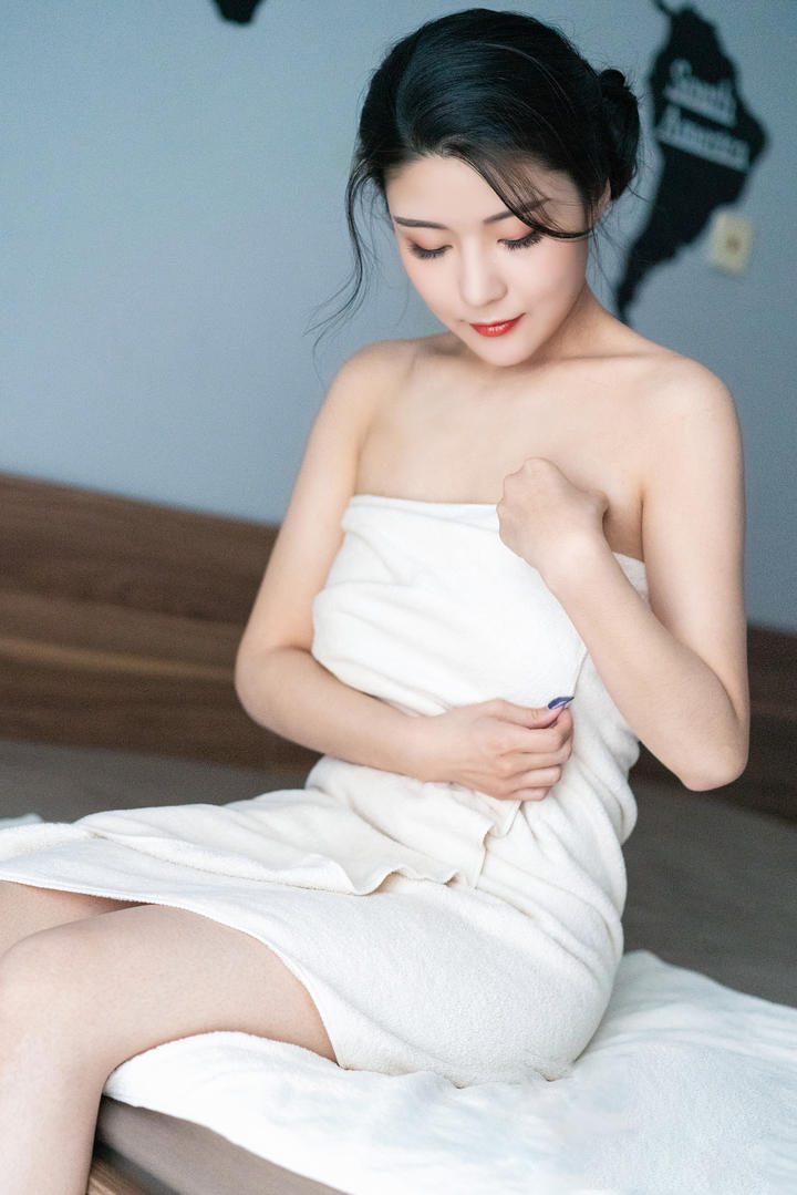 极品亚洲性感美女图片高清图库