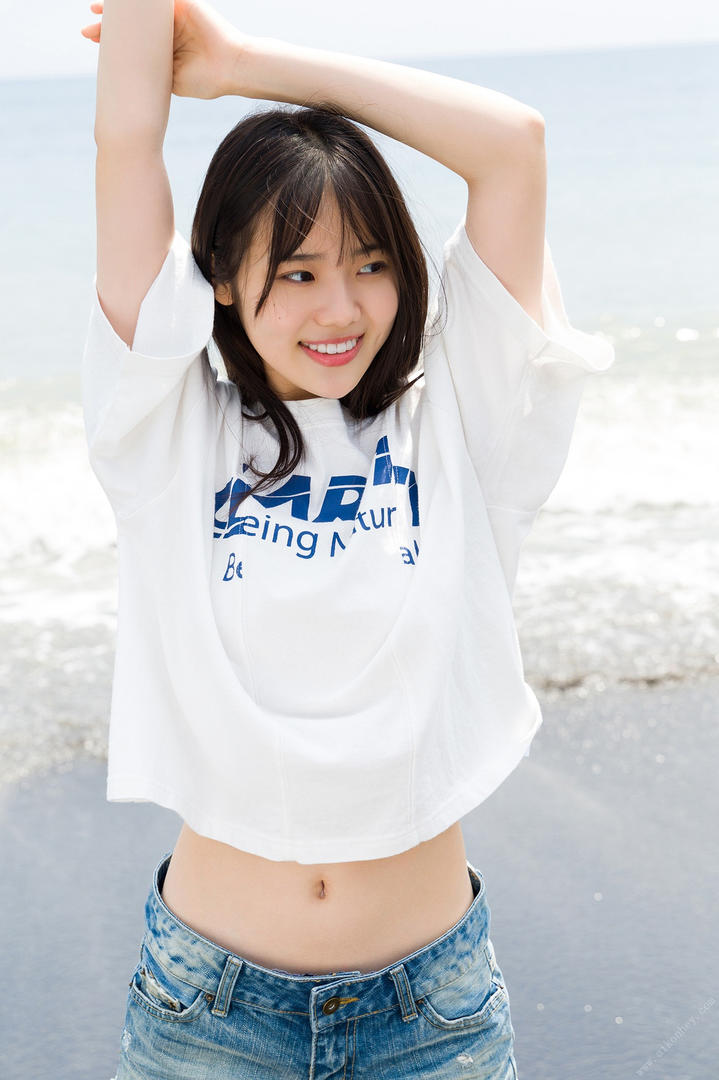 日韩极品粉嫩美女写真集下载