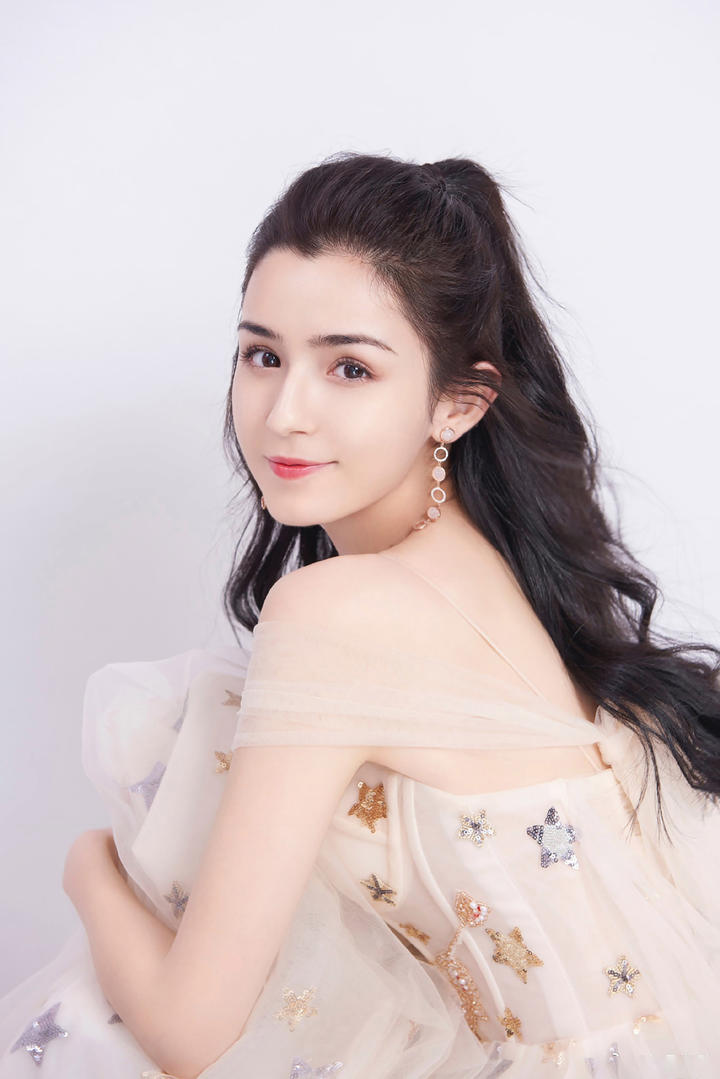 中国新疆气质美女明星哈尼克孜个人写真专辑