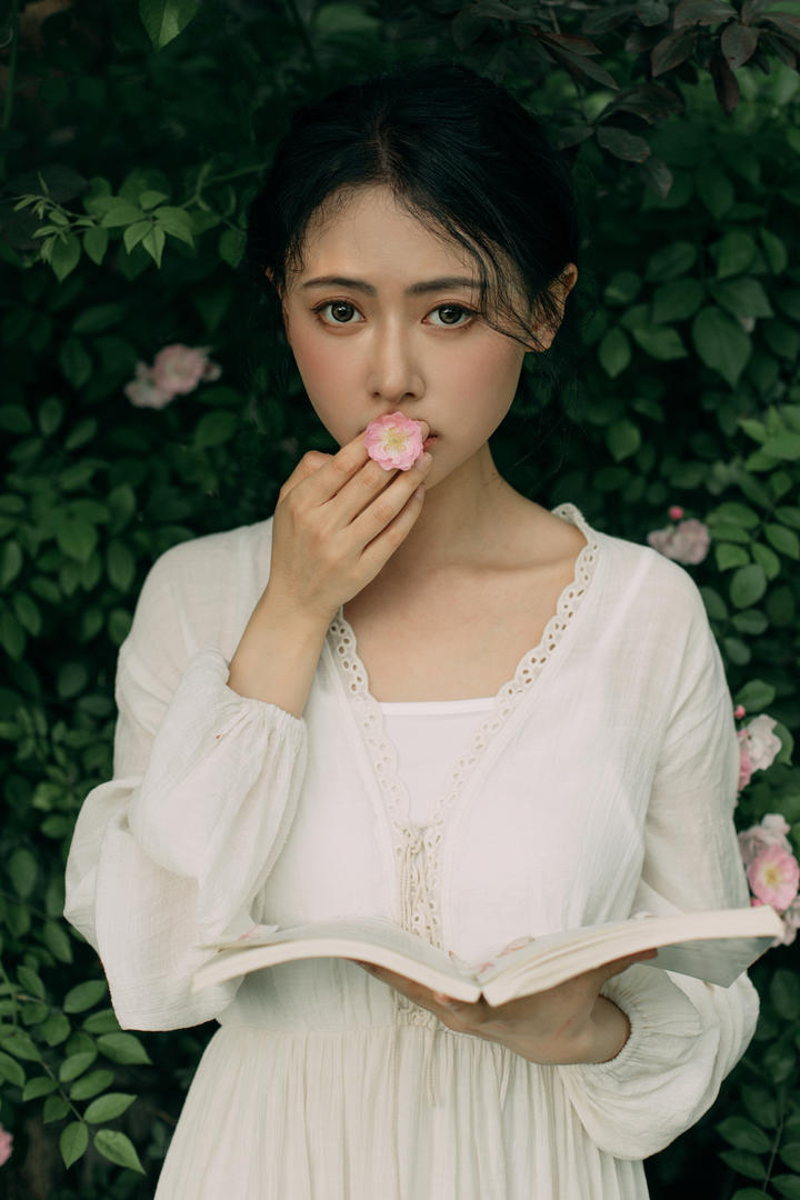 中国清纯美女模特高清壁纸写真图片