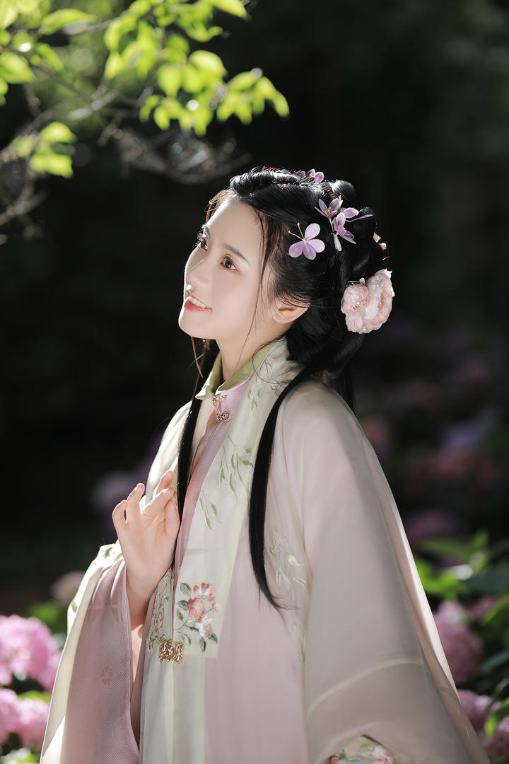 中国古典养眼女生头像艺术照片大全