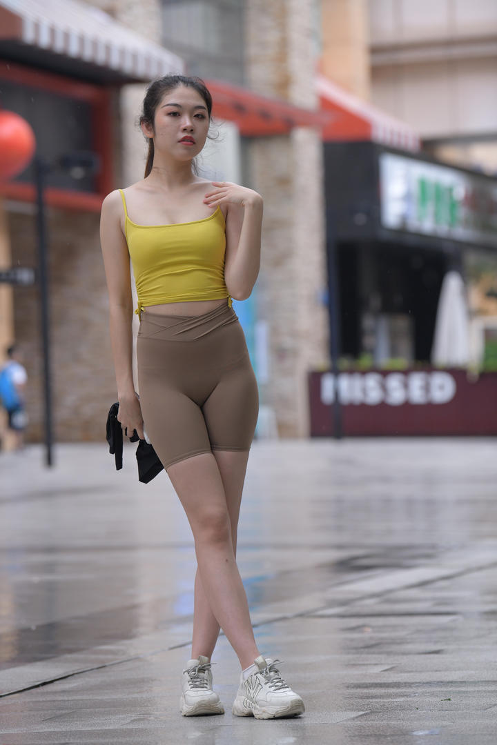 3A街拍紧身裤美女图片大全