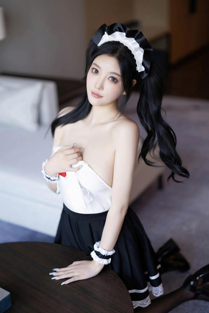 性感女仆装美女杨晨晨秀人网高清美女图片大全