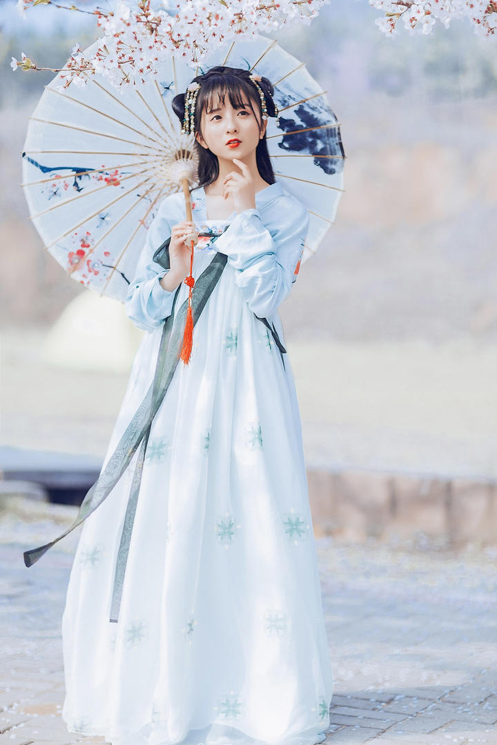 超可爱唯美古装美女图片艺术摄影